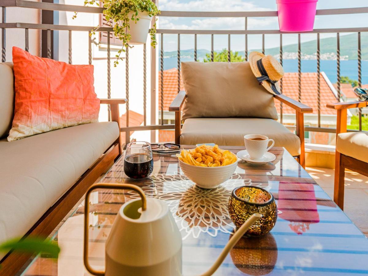 Cicciobello Lux Apartment Baosici With Stunning Sea View Экстерьер фото